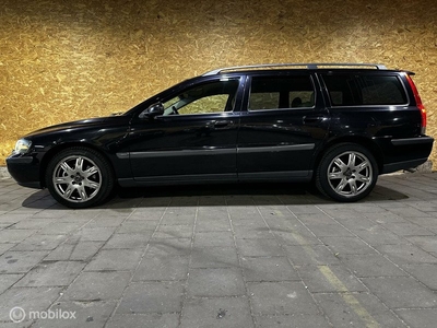 Volvo V70 2.4 Black Sapphire Edition - Nw. Distr. Riem