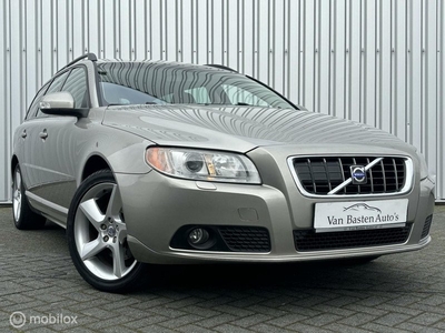 Volvo V70 3.2 Momentum | Aut | ACC | 238pk | Youngtimer | 07 | Volledige historie | Xenon |