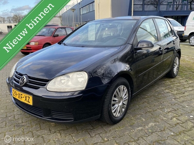 Vw Golf 1.6 Comfortline Business. Airco / Garantie !!