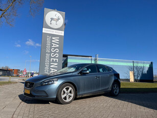 Volvo V40 1.6 T3 Momentum | Rijklaarprijs | Trekhaak |