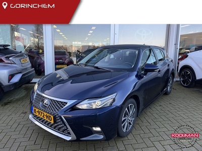 Lexus CT 200h Ultimate Edition | 1e Eigenaar | BTW | NL-auto | LED | Navigatie | NW All-Season banden | December 2020 |