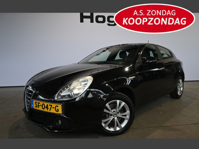 Alfa Romeo Giulietta 1.4 T Distinctive Airco ECC PDC Licht metaal Xenon LED Inruil mogelijk