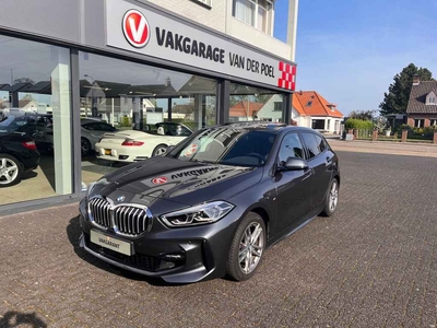 BMW 1 Serie 118i High Executive