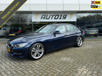 BMW 3-serie 320i 135kW High Executive Sport-Line Automaat