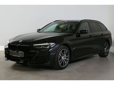 BMW 5 Serie Touring 530iA M-SPORT ** LED, NAVI+, HuD, PANORAMA, ACC, SHADOW, MEMORY, ADAPT. ONDERST. ** Ex. BMW-AG ** ** INFORMEER OOK NAAR ONZE AANTREKKELIJKE FINANCIAL-LEASE TARIEVEN **