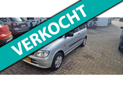 Daihatsu Cuore 1.0-12V DVVT XTi nieuwe apk nette staat