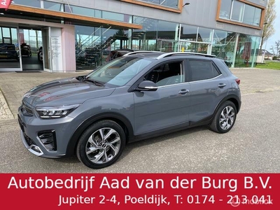 Kia Stonic 1.0 T-GDi MHEV GT-Line Trekhaak afneembaar , Luxe GT-Line uitvoering Stoel & Stuur verwarming , Dodehoek detectie , Smartkey enrty