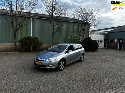 Opel Astra Sports Tourer 1.4 Business Edition Clima.Clima.Navi