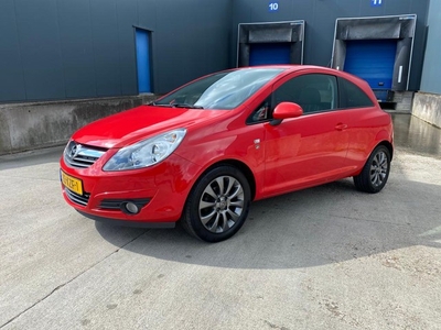 Opel CORSA 1.0-12v ‘111’ Edition Nap! VERKOCHT!!