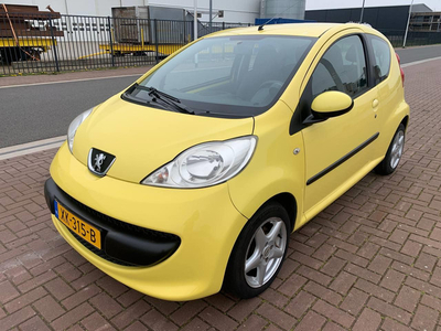 Peugeot 107 1.0-12V XS /Airco/St.bkr/C.V/Nieuwe APK