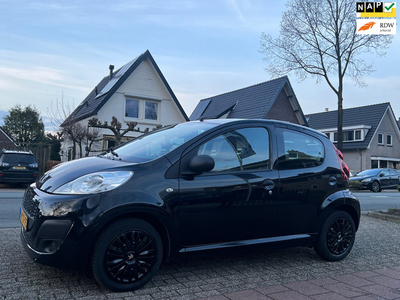 Peugeot 107 1.0 EXCLUSIVE 74.000 km NL-AUTO-NAP.