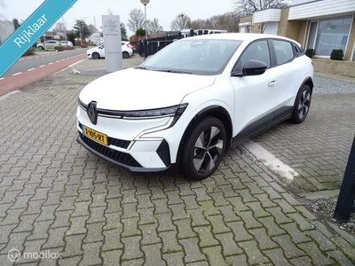 Renault Mégane E-Tech EV40 130 Boost Charge Equilibre