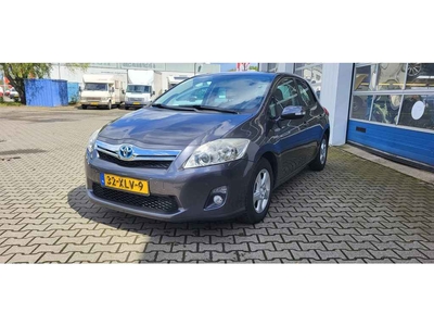 Toyota Auris 1.8 Full Hybrid Business