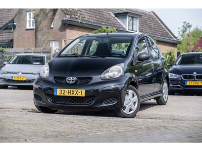 Toyota Aygo 1.0 12V VVT-I 5DRS BOVAG-GARANTIE RIJKLAAR