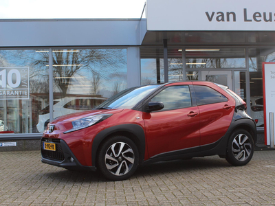 TOYOTA AYGO X 1.0 VVT-i MT ENVY APPLE/ANDROID DAB CAMERA AD-CRUISE LM-VELGEN STOELVERW AIRCO MISTLAMPEN