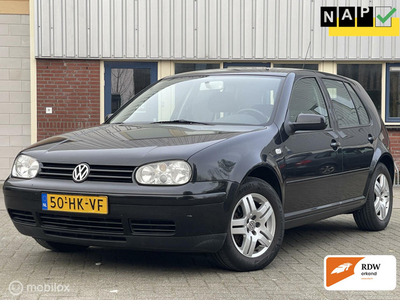 Volkswagen Golf 1.8-20V Turbo| Highline | 5 drs |