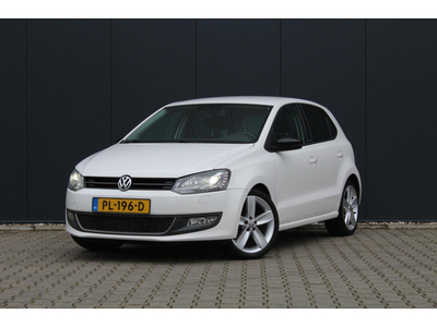 Volkswagen Polo 1.2 TSI Highline | Stoelverwarming | LED | Navigatie | Clima / Cruise control | PDC | APK |