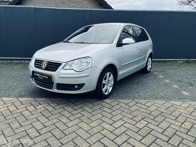 Volkswagen Polo 1.4-16V Edition/automaat/orgineel ned/clima