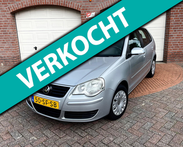 VOLKSWAGEN POLO 1.4-16V Sportline *AIRCO-SCHUIFDAK-NIEUWSTAAT!*