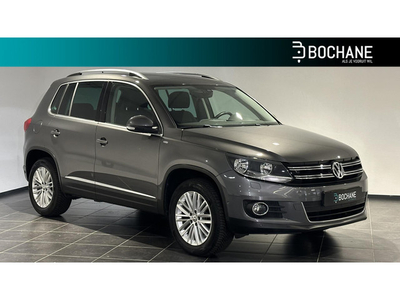 Volkswagen Tiguan 2.0 TSI Sport&Style 4Motion | Navigatie | Trekhaak | Climate Control|