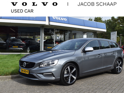 VOLVO V60 T4 190PK Automaat Business Sport | Stoelverwarming | PDC | Half lederen bekleding | 18