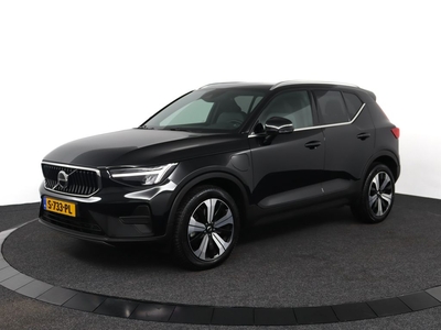 VOLVO XC40 T4 Recharge Core Bright | Stoel & stuurwielverwarming | Park assist voor & achter | Parkassist camera | Keyless entry | DAB+ | Apple Carplay |