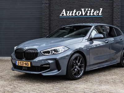 BMW 1-serie 118i M Sport | Head-Up | M Performance Sportkuipen | Live Cockpit Pro | PDC V+A | Comfort Access