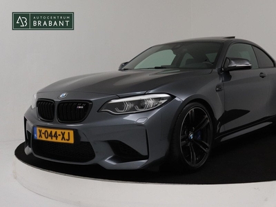 BMW 2-serie Coupé M2 DCT FACELIFT (DEALER ONDERHOUDEN, PANO, STOELVERWARMING, CARBON, CAMERA, NAVIGATIE, IN ZEER GOEDE STAAT)