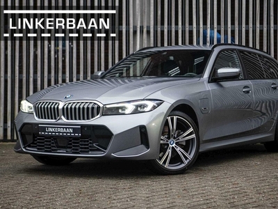 BMW 3-serie Touring 330e xDrive Hybrid | M Sport | LCI | Widescreen | Leder | Trekhaak | 19 inch |