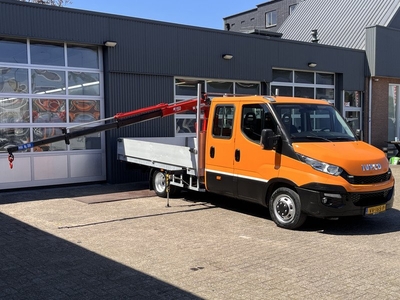 Iveco Daily 35C15D 146pk 3.0 Laadkraan Open laadbak Trekhaak 3500kg Airco Cruise controle Luchtvering Pick-up p-up Bakwagen 1e eigenaar Euro 5