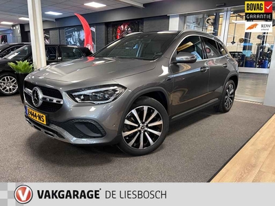 Mercedes-Benz GLA 250 e/ panorama /Burmester / Leder/ camera / 19 inch / sfeer verlichting