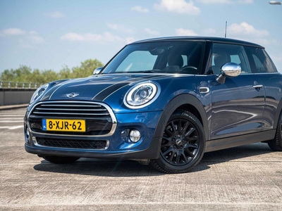 Mini Mini 1.5 Cooper First Born Edition | Led | Keyless | Cruise Control | Apple CarPlay | LM Velgen |