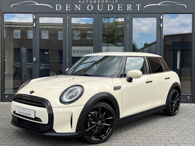 MINI Mini 1.5 One Classic 5D. Automaat LEER/NAVI/APPLE CARPLAY/HEAD UP