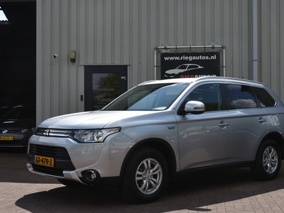 Mitsubishi Outlander 2.0 PHEV Business Edition X-Line. Origineel NL!!