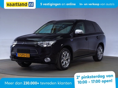 Mitsubishi Outlander 2.0 PHEV Instyle [ Leder Schuifdak Nav+ cam ]