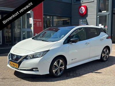 Nissan Leaf Tekna 40 kWh | 360° camera | Stuurverwarming | Stoelverwarming&koeling | Navi | achterbank verwarmd | Apple Carplay/Android