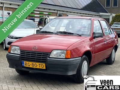 Opel Kadett 1.6D GL