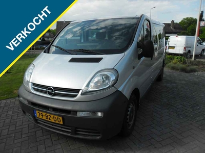 Opel Vivaro dubbele cabine trekhaak 1.9 CDTI L2H1DC