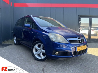 Opel Zafira 2.2 Business | Hoge instap | Trekhaak |