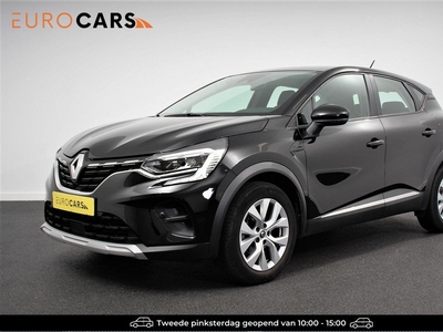 Renault Captur 1.3 TCe 130pk Automaat Zen Renault Captur 1.3 TCe Zen | Navigatie | Climate Control | Cruise Control | Camera | Parkeersensoren | Lichtmetalen Velgen | Trekhaak |