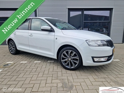 Skoda Rapid 1.2 Greentech Comfort NAVI PDC CRUISE