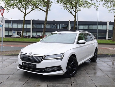 Skoda Superb Combi 1.4 TSI iV PHEV | Panoramadak | Camera | Adaptive | Stoelverwarming | LED | 19Inch