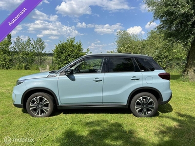 Suzuki Vitara 1.5 Hybrid 2022 op NL kenteken € 20.250,-