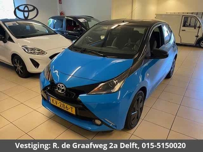 Toyota Aygo 1.0 VVT-i X-Play Bi-Tone