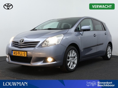 Toyota Verso 1.8 VVT-i Dynamic Business | Trekhaak | Panoramadak | Navigatie | Climate Control | 6 versnellingen |