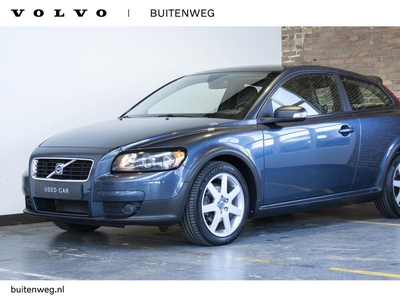 Volvo C30 1.8 Sport | Youngtimer | Dealer onderhouden | Climate control | Dakspoiler | 17'' Lichtmetalen velgen | Bluetooth handsfree systeem | Cruise Control