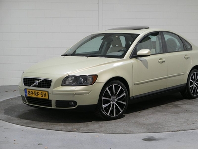 Volvo S40 2.5 T5 Summum Geartronic, NL, Nap, UNIEKE auto, VOL .. 5 cilinder 221Pk, Bijtellingsvriendelijk, ALLE denkbare extra's ..