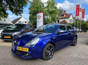 Alfa Romeo Giulietta 1.4 T SPRINT 170PK AUTOMAAT / NAVI DAB AIRCO-ECC CRUISE