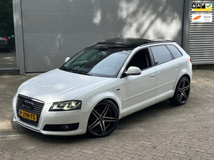 Audi A3 Sportback 1.8 TFSI Attraction / PANORAMADAK / NETTE AUTO / LM VELGEN