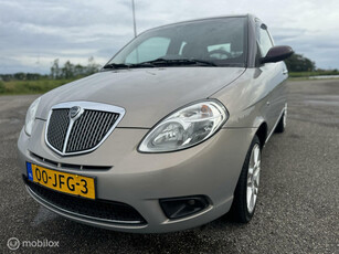 Lancia Ypsilon 1.4 Platino